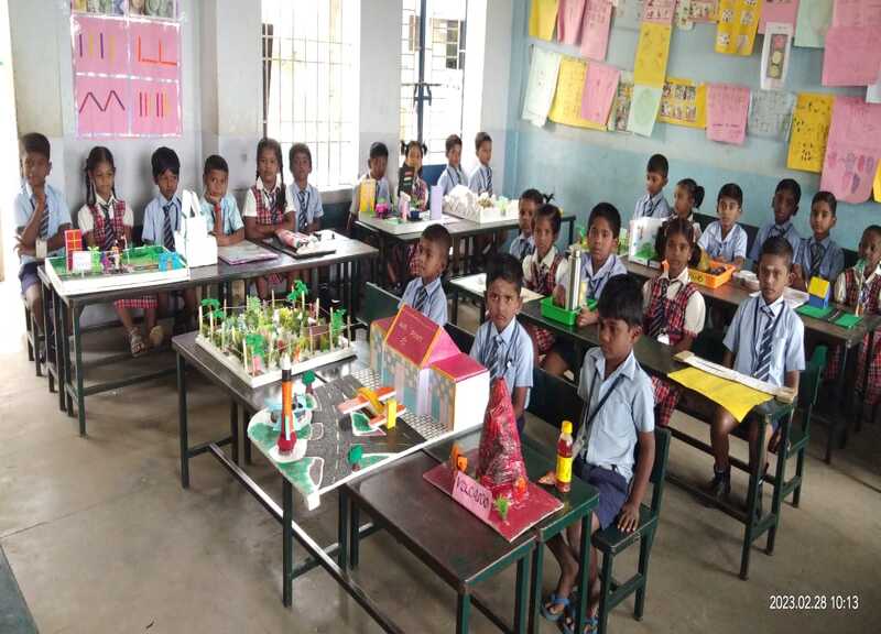 Science Expo 15